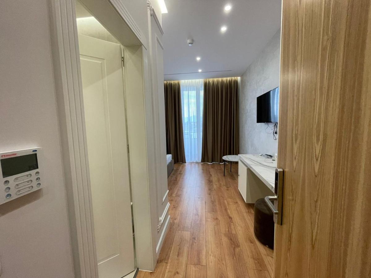 Hotel Ujvara Belsh Εξωτερικό φωτογραφία