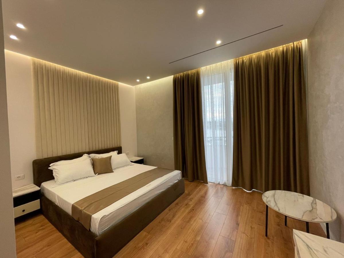 Hotel Ujvara Belsh Εξωτερικό φωτογραφία